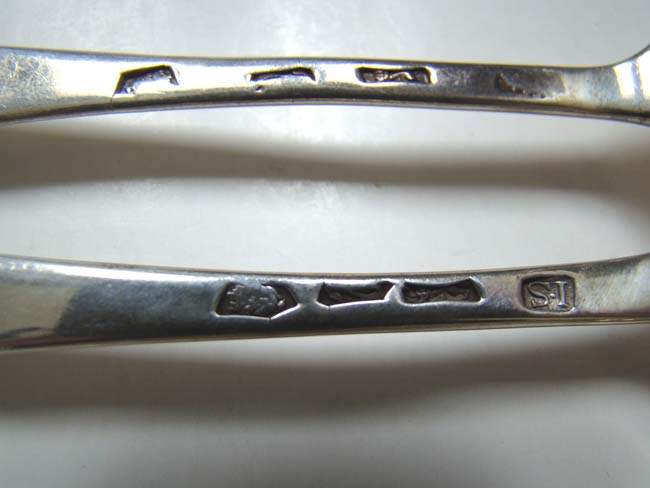 A nice set of four English sterling silver three-prong Dessert Forks by the maker I S or S I, London 1736 — image 3